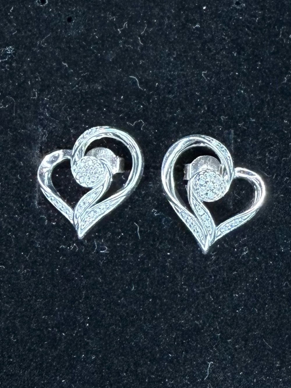 Heart-Shaped Silver Stud Earrings with Diamond Accents